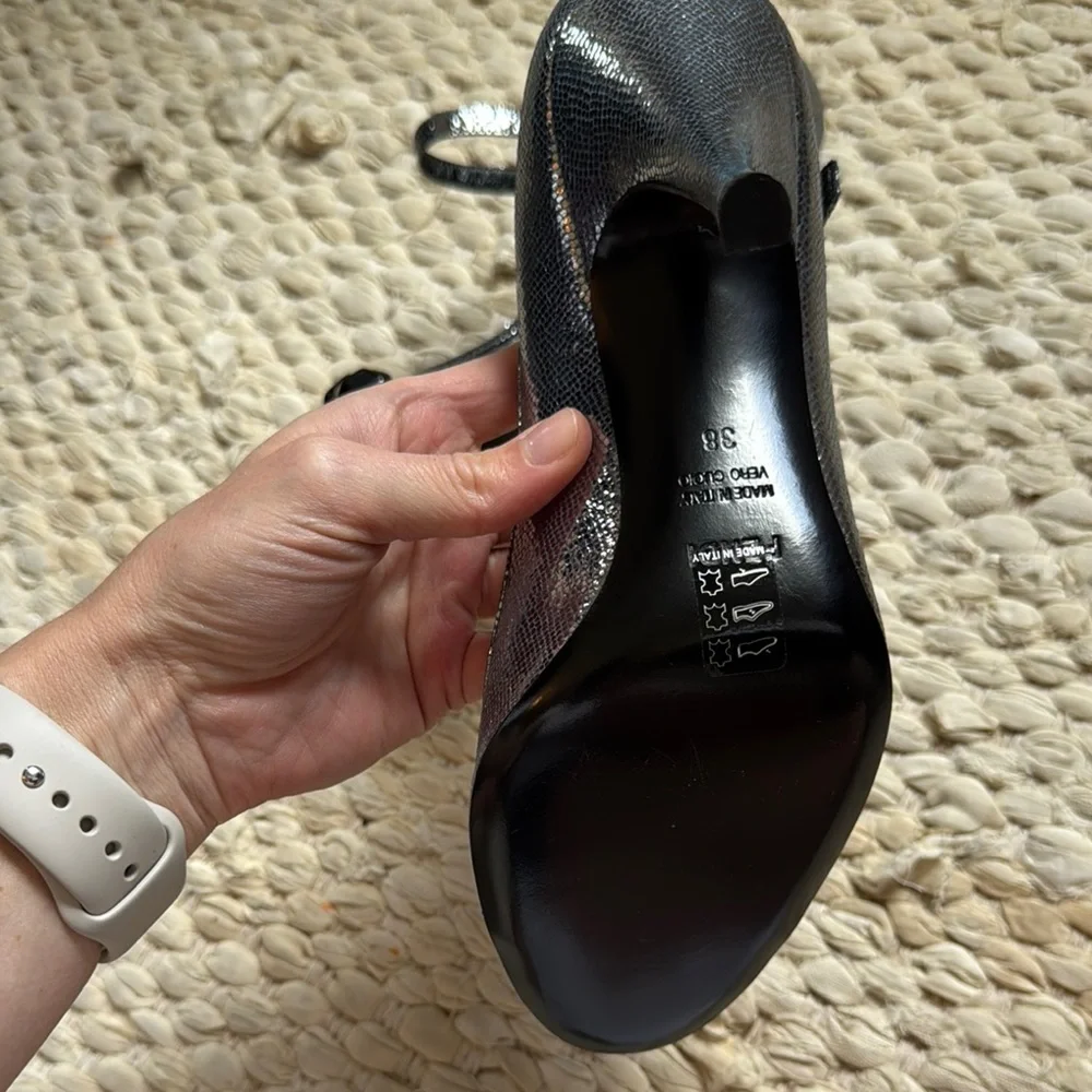 Fendi - size 38 - Black and Silver Metallic Leather Heels - never worn!